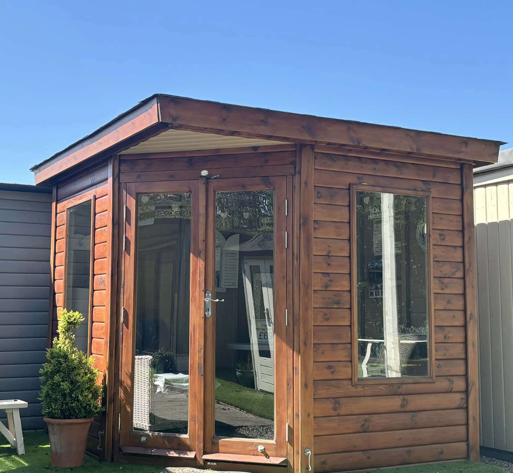 Victoria - Top Ten - Outdoor Buildings